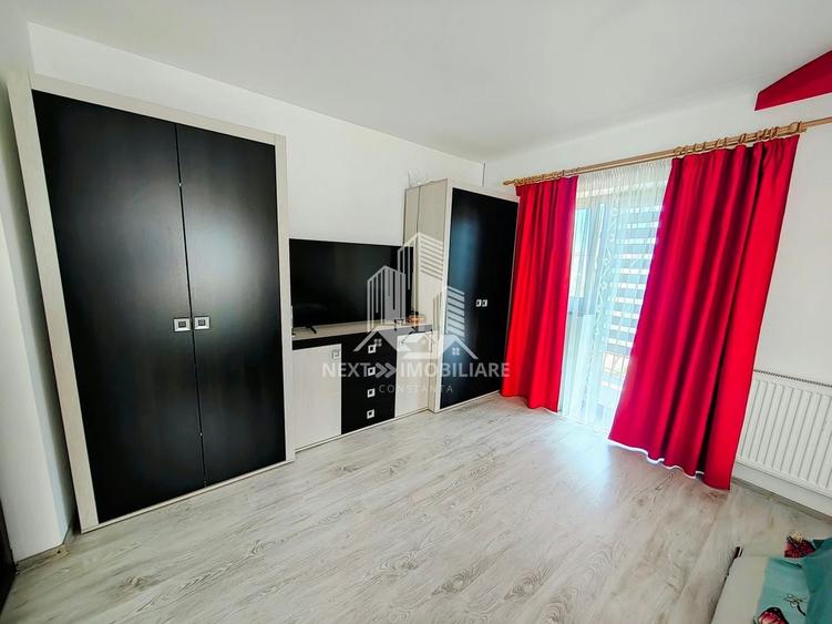 Casă individuală cu 6 camere cu Canalizare în Limanu