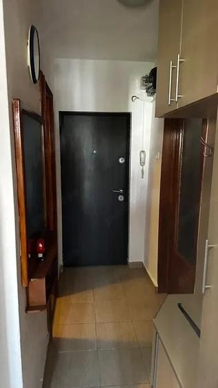 Garsonieră semidecomandată în Tei