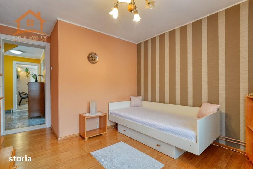 Casă cu 4 camere cu Teren 725 Mp în Șimon