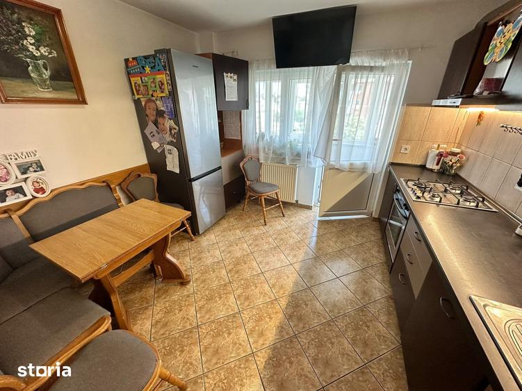 Apartament cu 3 camere în Babadag