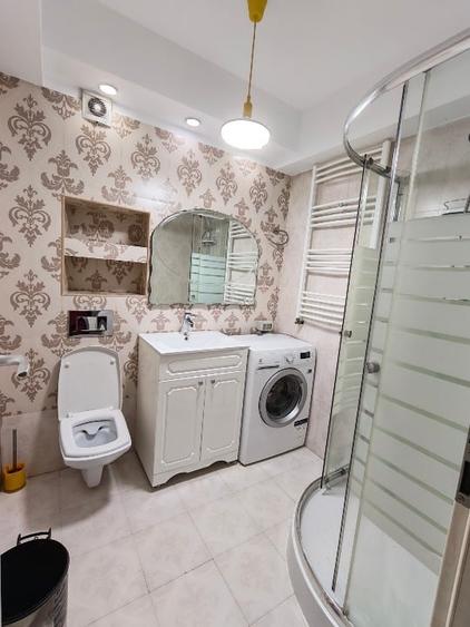Apartament cu 2 camere semidecomandat, mobilat în Timpuri Noi
