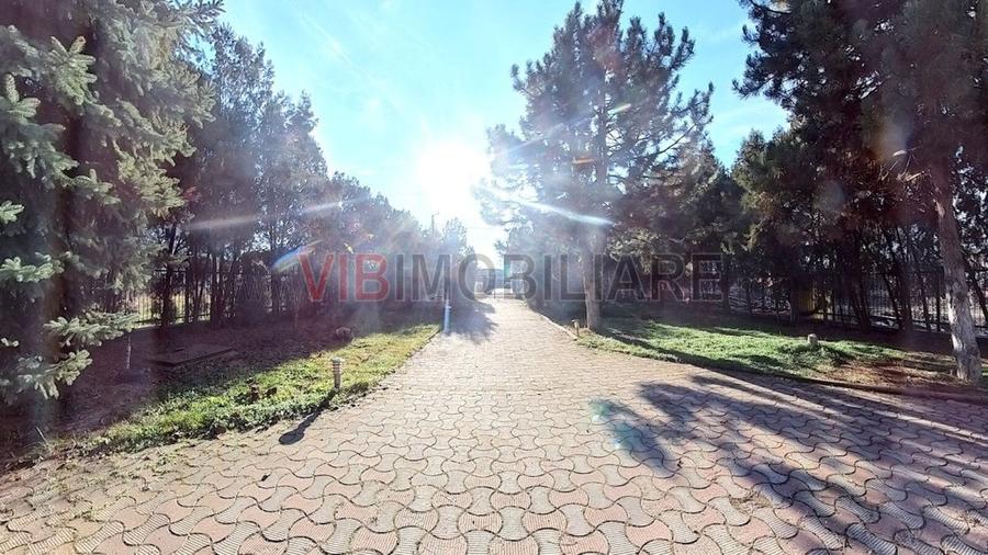 Casă cu 5 camere cu Piscina în Dămăroaia