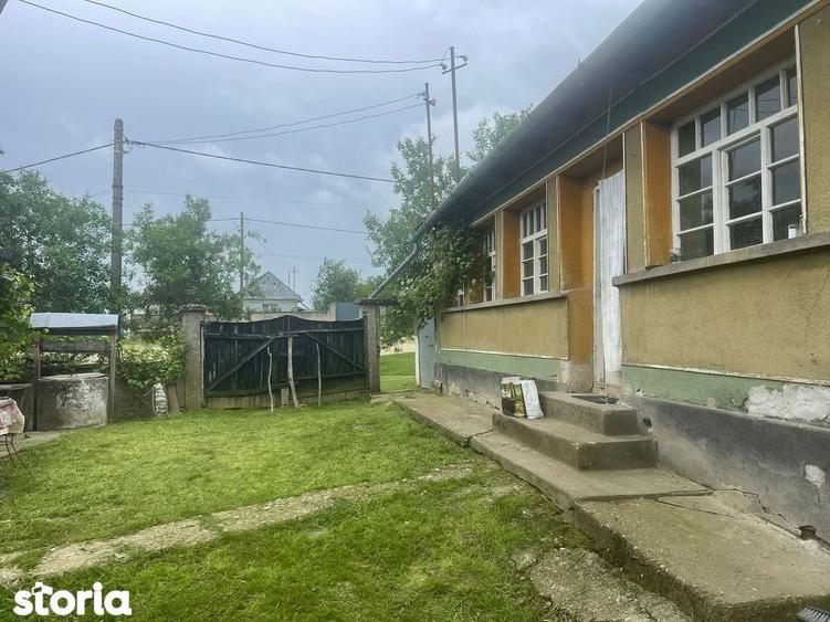 Casă cu 3 camere cu Teren 2472 Mp în Tămășeu