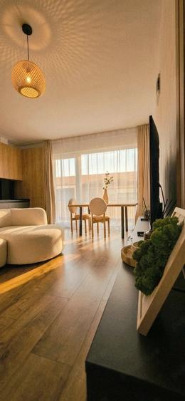 Apartament cu 2 camere semidecomandat în Florești