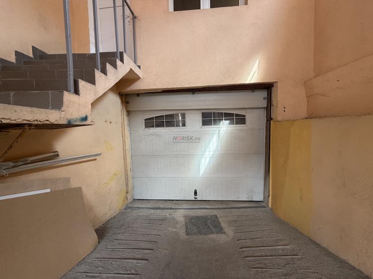 Spațiu comercial, de 200 mp, în Industriilor