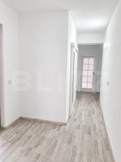 Apartament cu 3 camere decomandat în Independenței