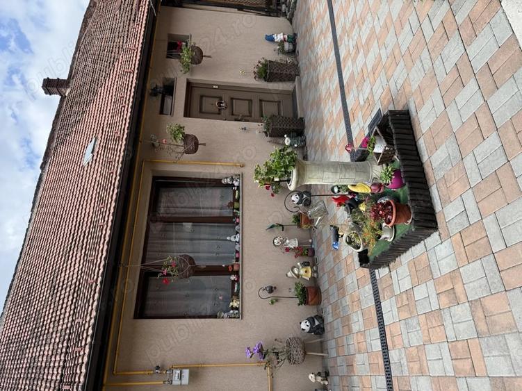 Casă cu 2 camere în Central