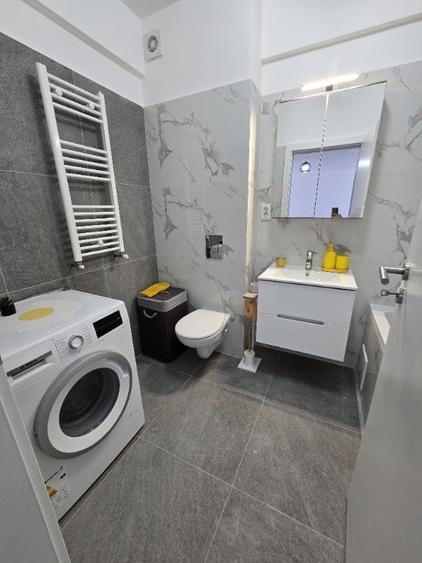 Apartament cu 2 camere decomandat în Tunari