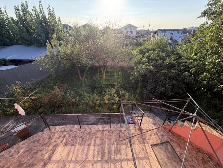 Casă individuală cu 5 camere cu Canalizare în Brestei