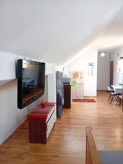 Apartament semidecomandat în Central