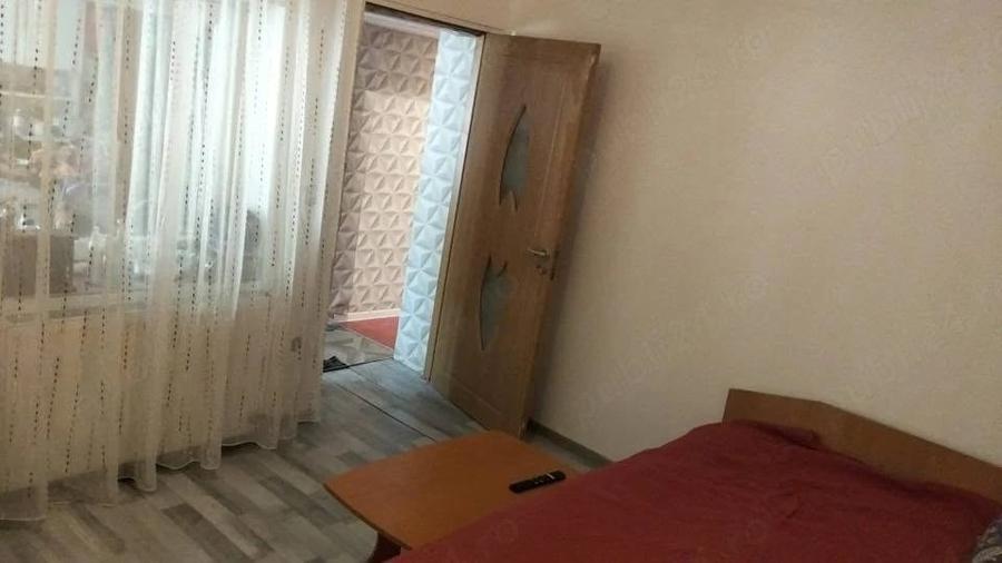 Casă cu 2 camere cu Teren 410 Mp în Central