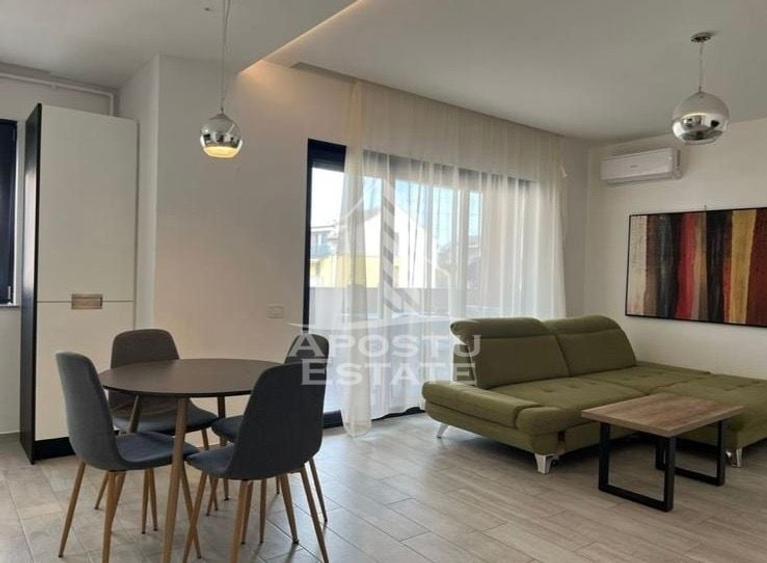 Apartament cu 2 camere semidecomandat, mobilat în Dumbrăvița