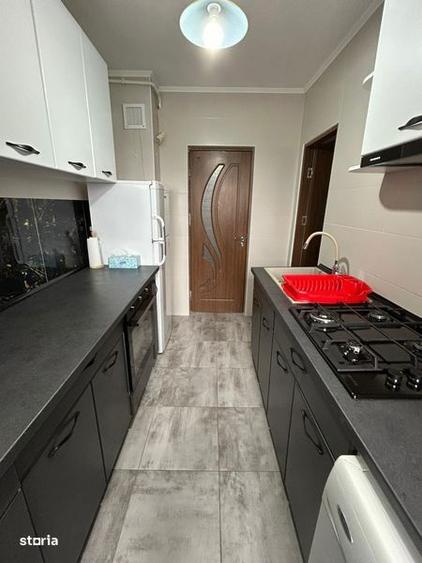 Apartament cu 2 camere în Podu Roș