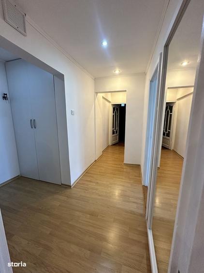 Apartament cu 2 camere decomandat în Barieră