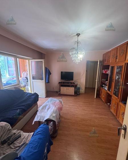 Apartament 3 camere de vânzare – Zona Centrală - 1