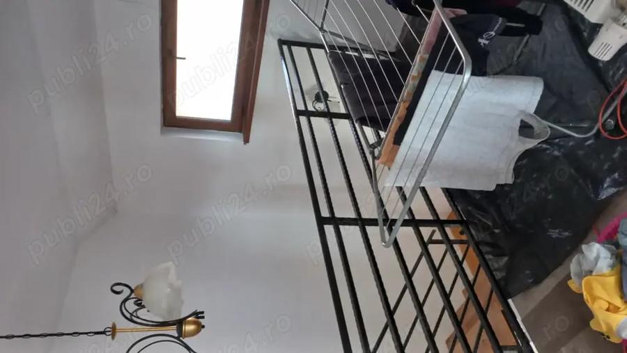 Casă cu 3 camere cu Teren 751 Mp în Cuvin