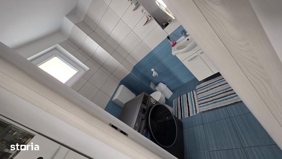 Casă cu 5 camere cu Teren 250 Mp în Central