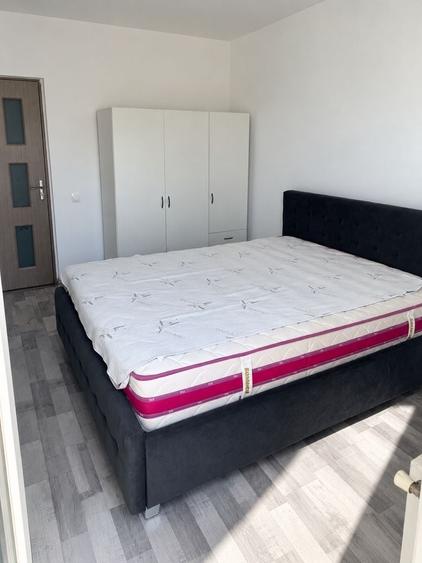 Apartament cu 2 camere decomandat în Florești