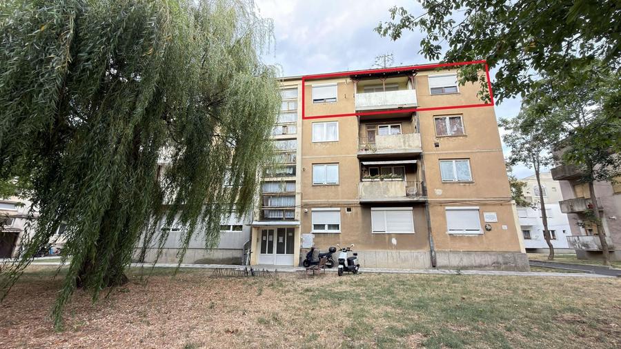 Apartament cu 2 camere semidecomandat, mobilat în Vest