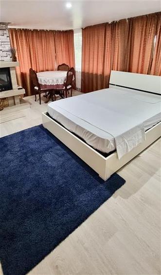 Apartament cu 3 camere circular, mobilat în Copou