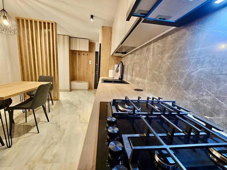 Apartament cu 2 camere decomandat în Decebal