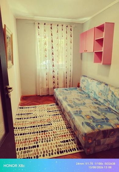 Apartament cu 3 camere decomandat în Arcu
