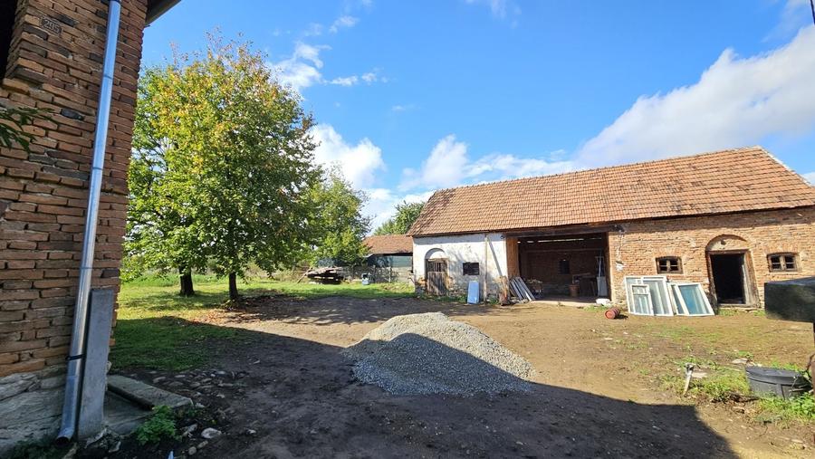 Casă cu 3 camere în Sălașu de Sus