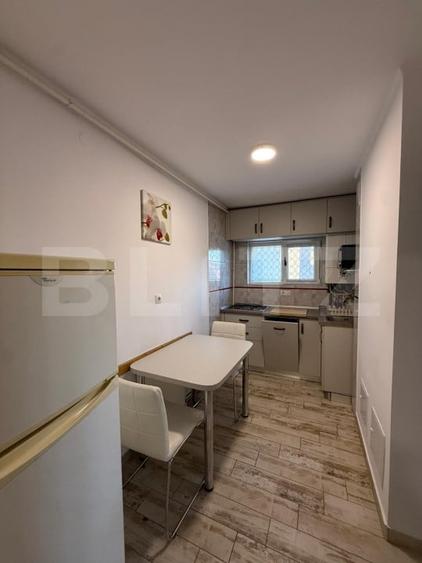 Apartament cu 2 camere decomandat, mobilat în Central