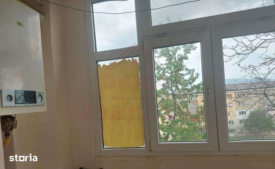Apartament cu 2 camere decomandat în Caransebeș