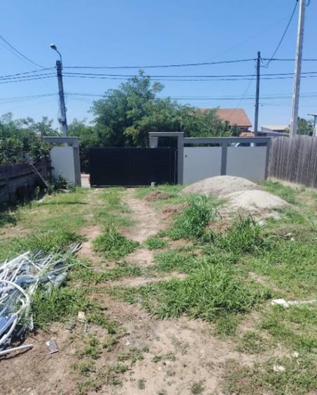 Casă cu 5 camere cu Teren 500 Mp în Central