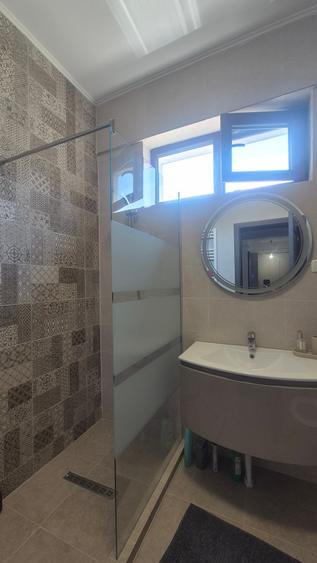 Apartament cu 2 camere semidecomandat în Tomis Nord