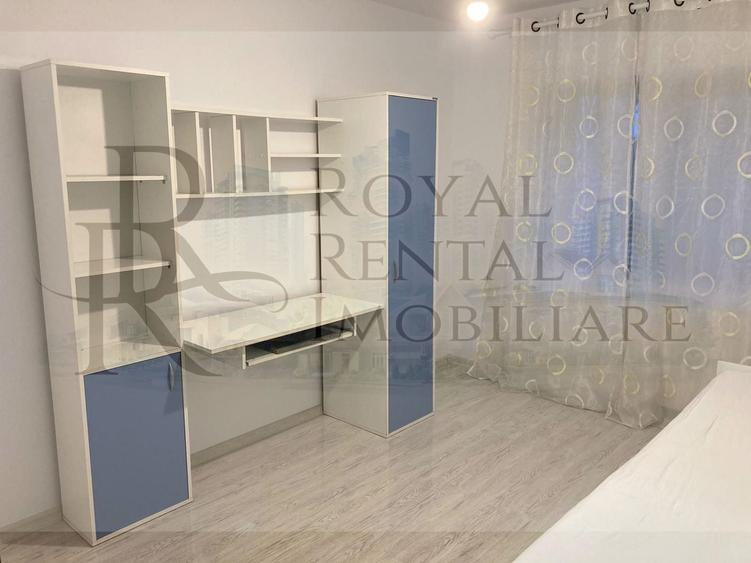 Apartament cu 4 camere decomandat, mobilat în Mărăști