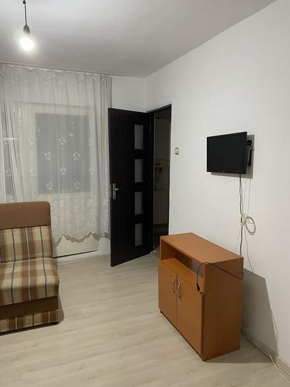 Garsoniera de vanzare in Targu Carbunesti - 5