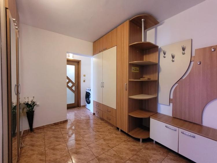 Apartament cu 2 camere decomandat, mobilat în Inel I