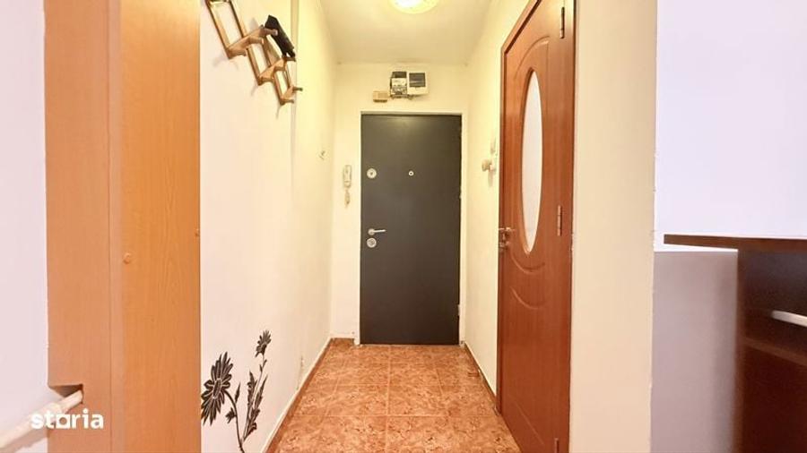 Apartament cu 2 camere decomandat în Tei