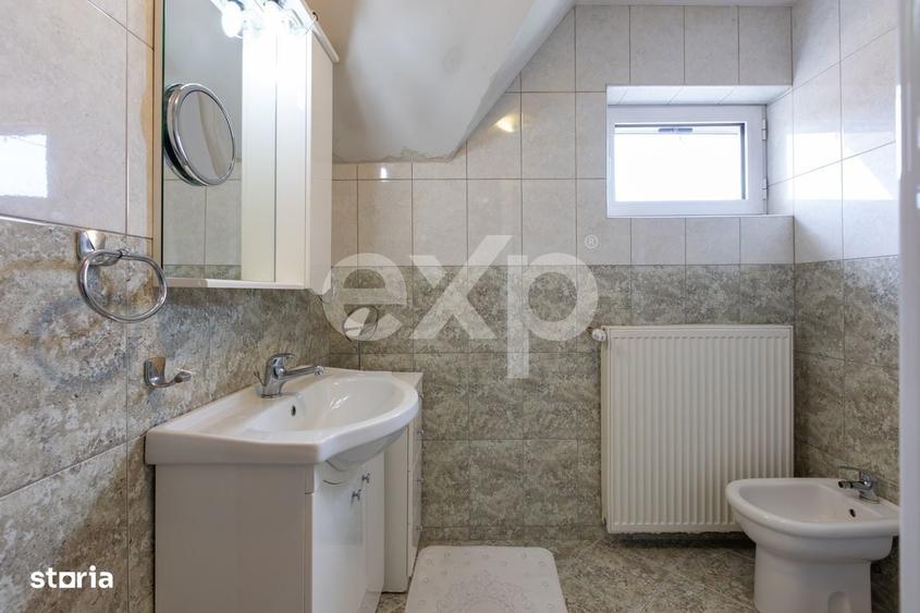 Casă cu 4 camere în Sărata