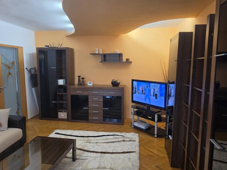 Apartament cu 2 camere decomandat, mobilat în Dristor