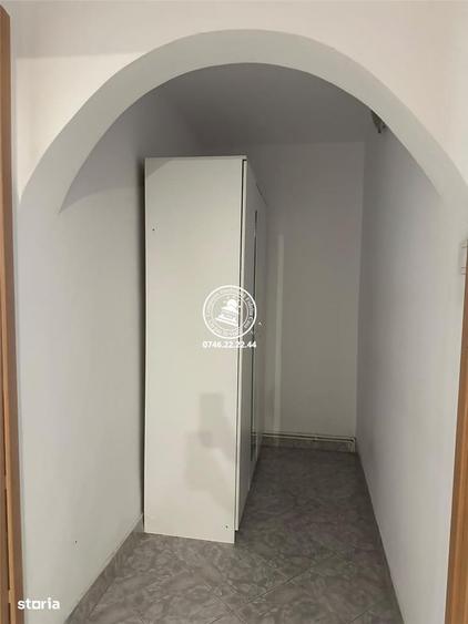 Apartament 2 camere de vanzare, decomandat, etajul 1 - Gara - 13