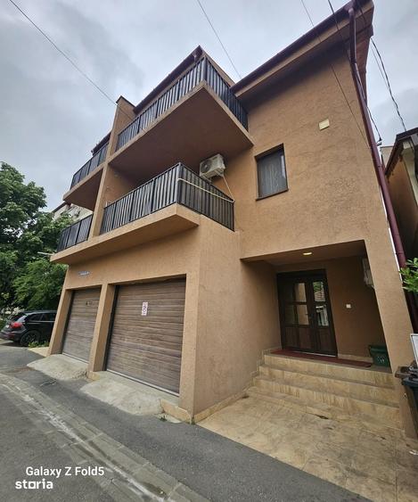 Apartament cu 3 camere în Rogerius