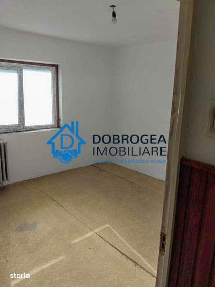 Apartament cu 2 camere decomandat în Spitalului