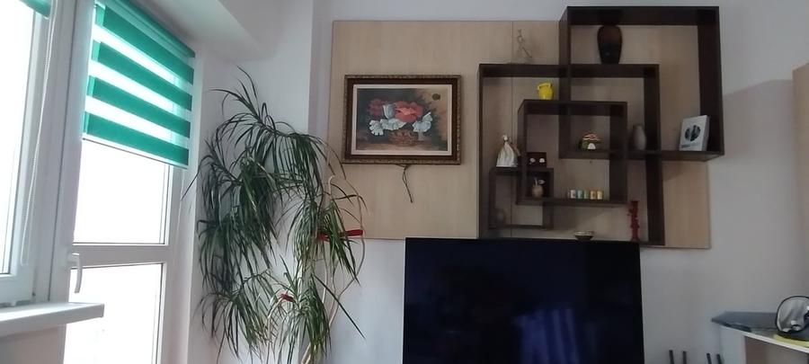Garsonieră decomandată în Apărătorii Patriei