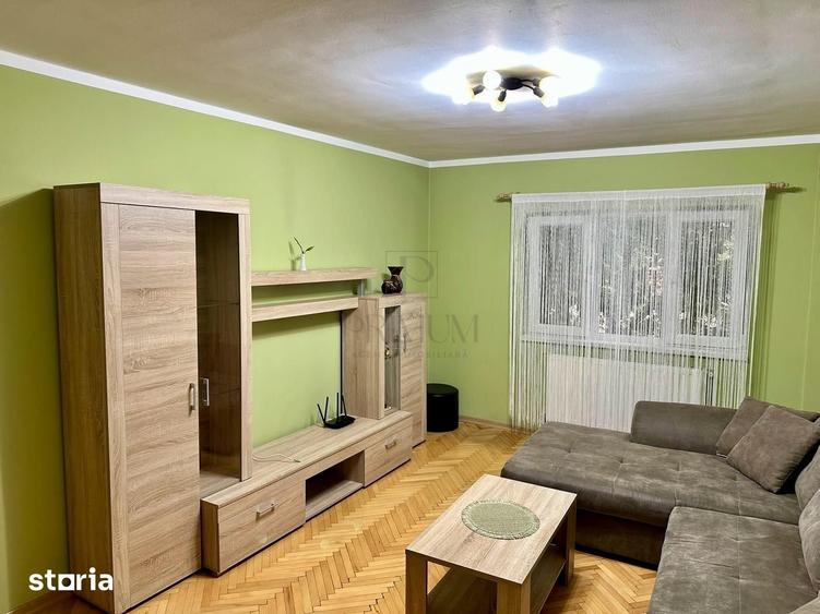 Apartament cu 3 camere decomandat în Lipovei
