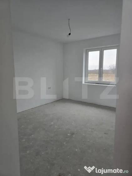 Casă cu 3 camere cu Teren 600 Mp în Mărtinești