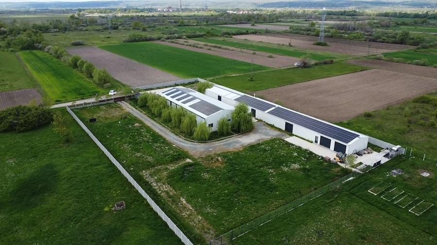 Spațiu comercial, de 1,000 mp, în Breazova