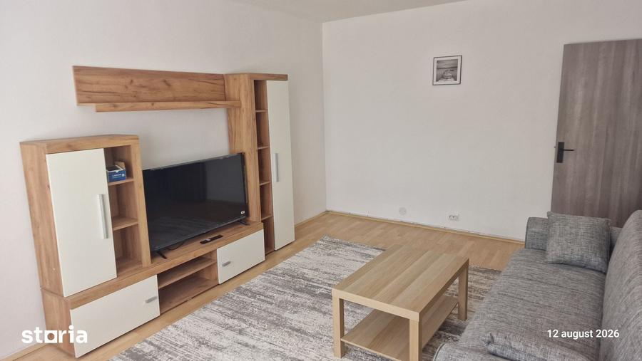 Apartament cu 2 camere decomandat în Rovine