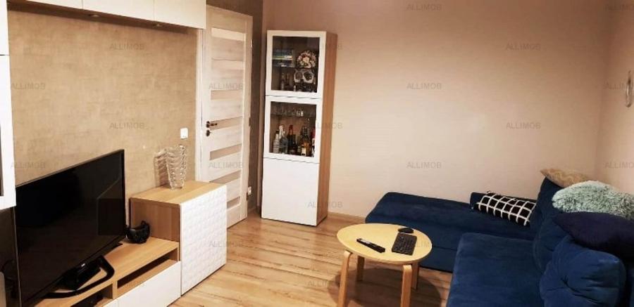 Apartament cu 3 camere decomandat în Ultracentral