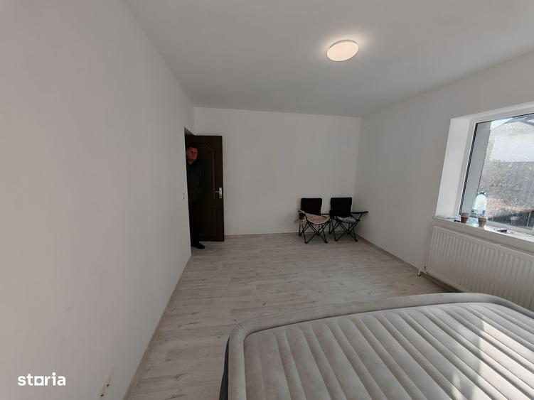 Casă cu 4 camere cu Teren 250 Mp în Tache