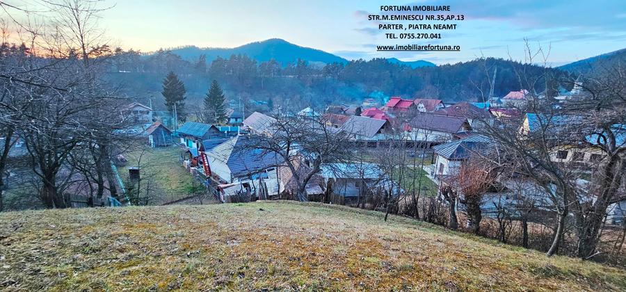 Casă cu 2 camere cu Teren 1785 Mp în Exterior Vest