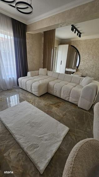 Casă cu 4 camere cu Teren 300 Mp în Central