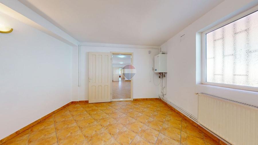 Spațiu comercial, de 82 mp, în Central